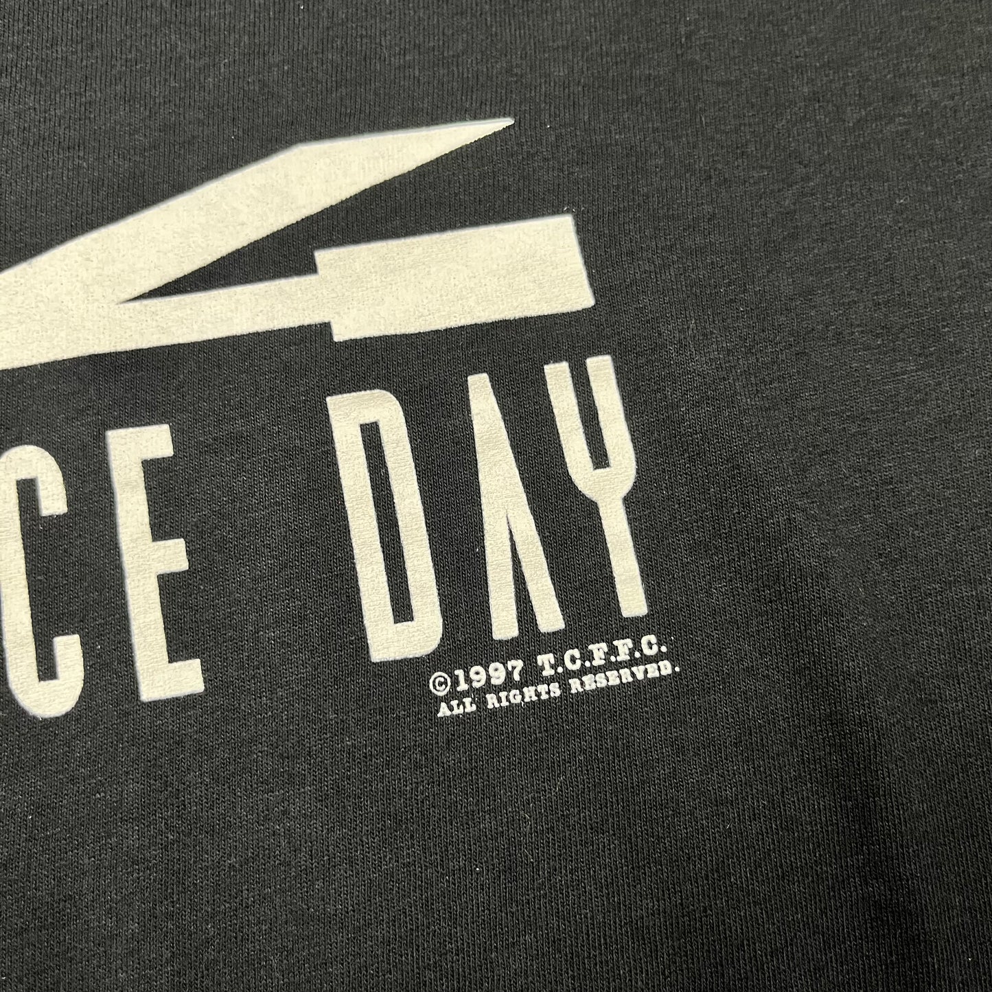 1997 Independence Day Movie Promo tee / L